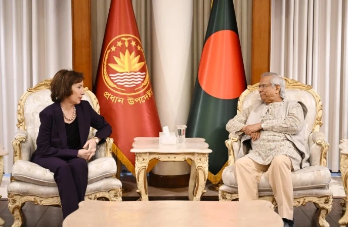 নির্বাচন সফল করতে আমরা পুরোপুরি প্রস্তুত: প্রধান উপদেষ্টা